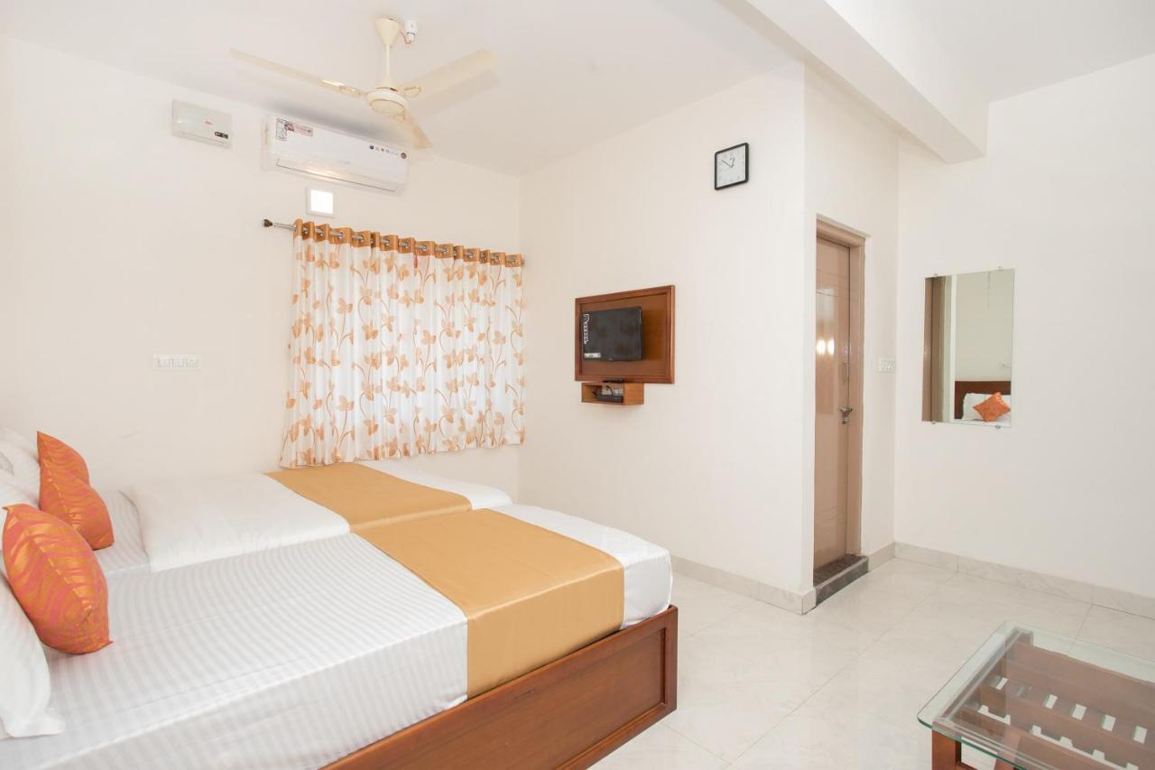 Oyo 11097 Hotel Grand Arabian Bengaluru Kültér fotó