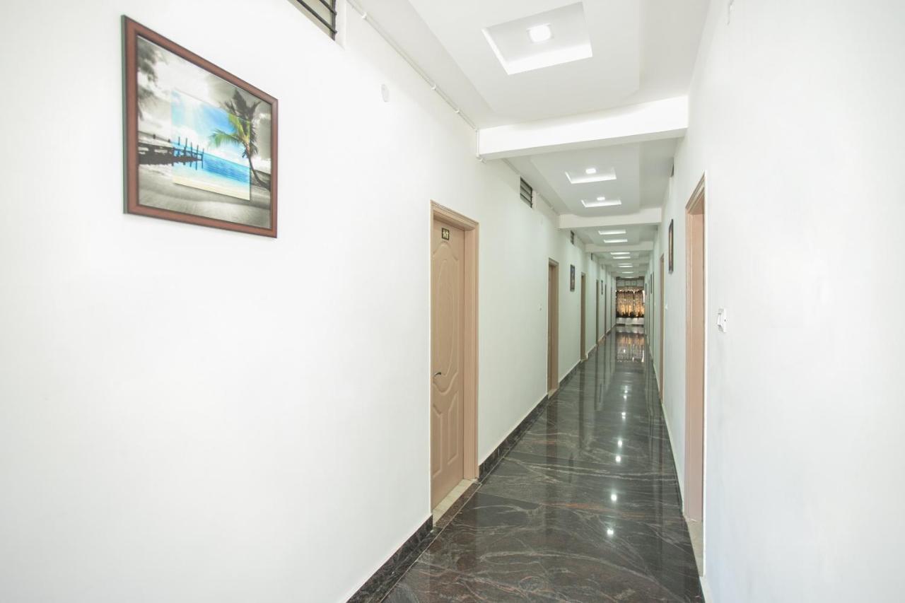 Oyo 11097 Hotel Grand Arabian Bengaluru Kültér fotó