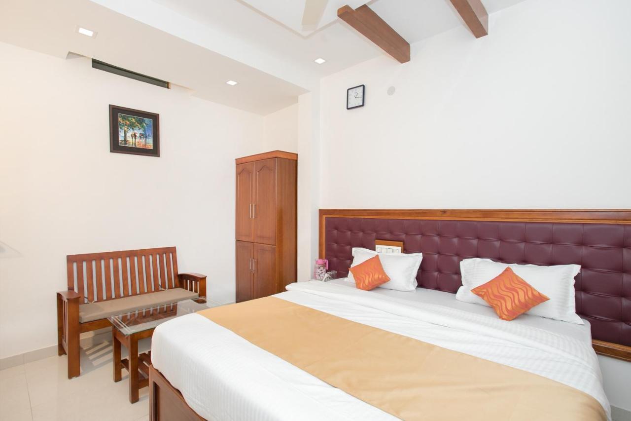 Oyo 11097 Hotel Grand Arabian Bengaluru Kültér fotó