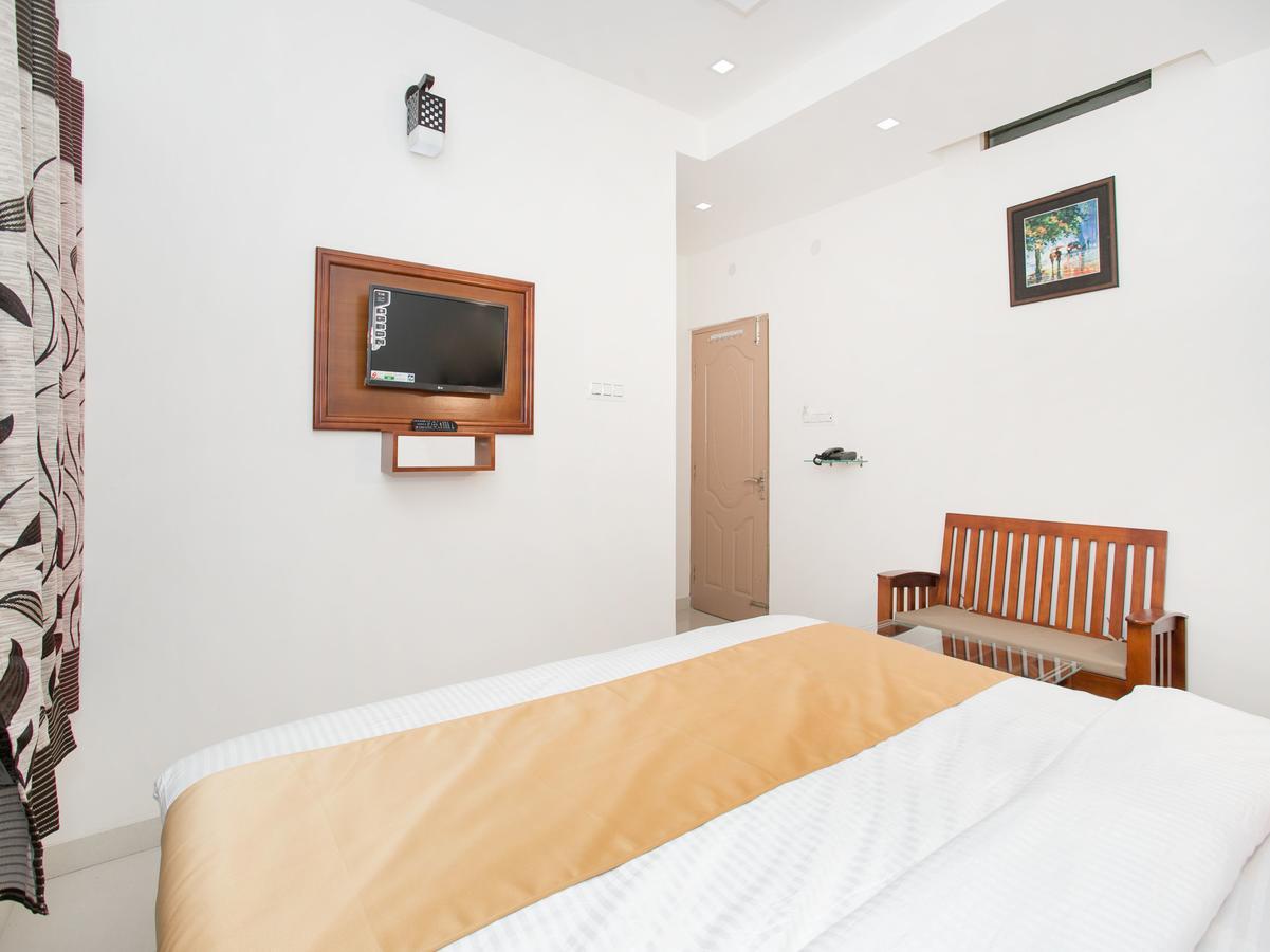 Oyo 11097 Hotel Grand Arabian Bengaluru Kültér fotó